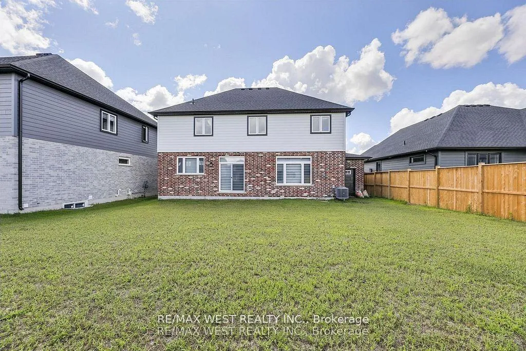 Photo 36 of 25 Greenbrier Ridge, Thames Centre, Rural Thames Centre — HOMEH