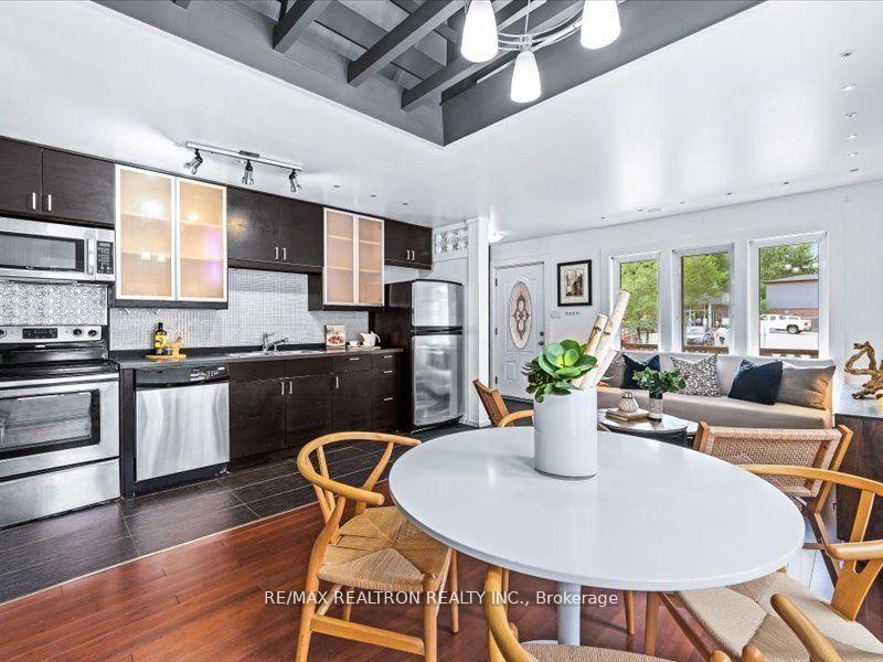 Photo 5 of 1275 Woodbine Avenue, Toronto, Woodbine-Lumsden — HOMEH