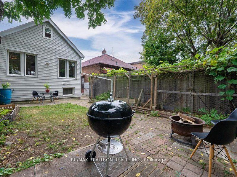 Photo 25 of 1275 Woodbine Avenue, Toronto, Woodbine-Lumsden — HOMEH