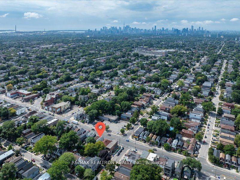 Photo 28 of 1275 Woodbine Avenue, Toronto, Woodbine-Lumsden — HOMEH