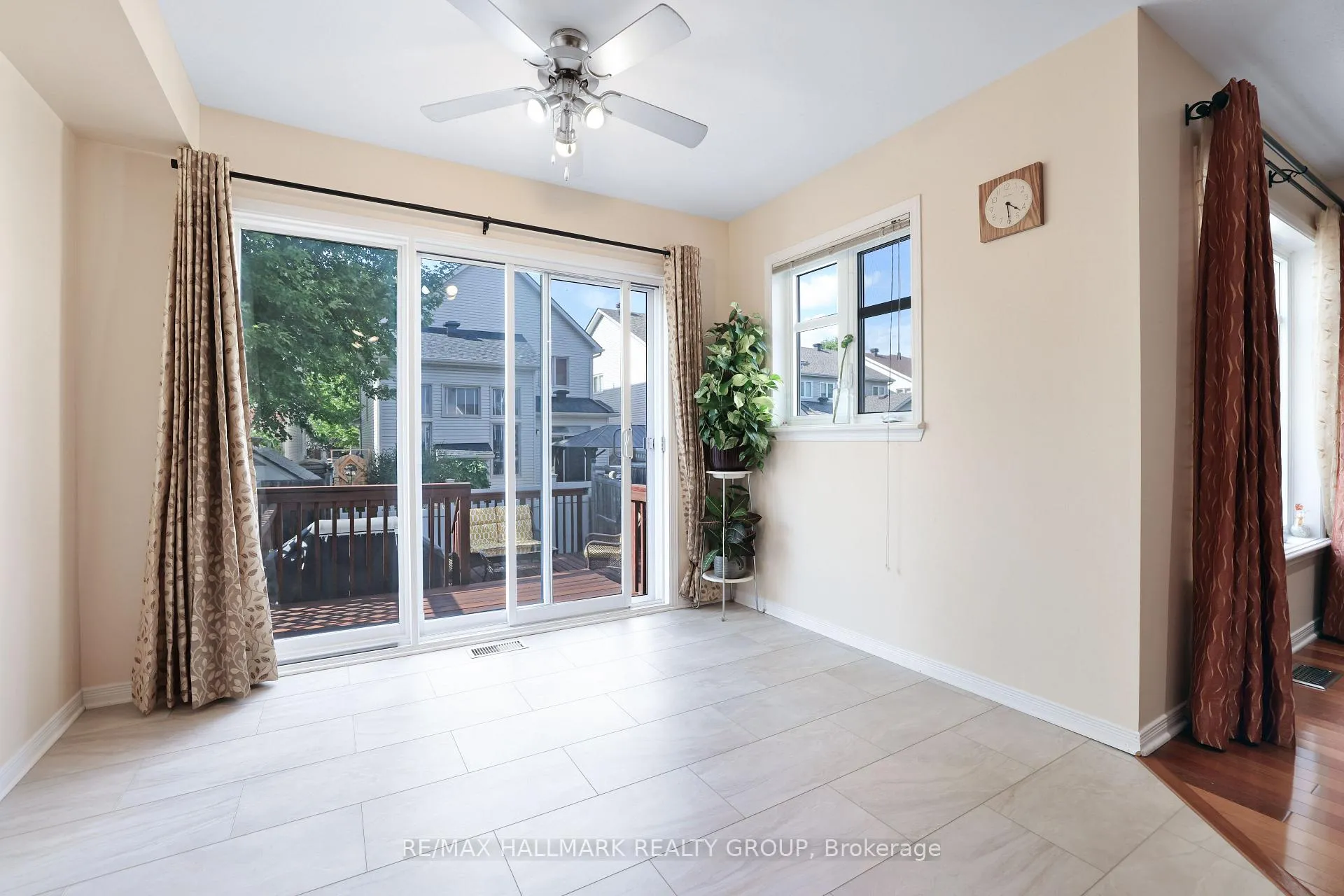 Photo 6 of 144 Deercroft Avenue, Ottawa, Barrhaven - Longfields — HOMEH
