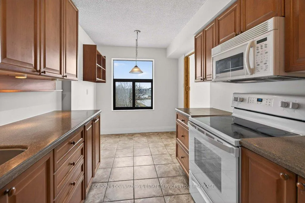 Photo 19 of Unit 407, 185 Ontario Street, Kingston, Central City East — HOMEH