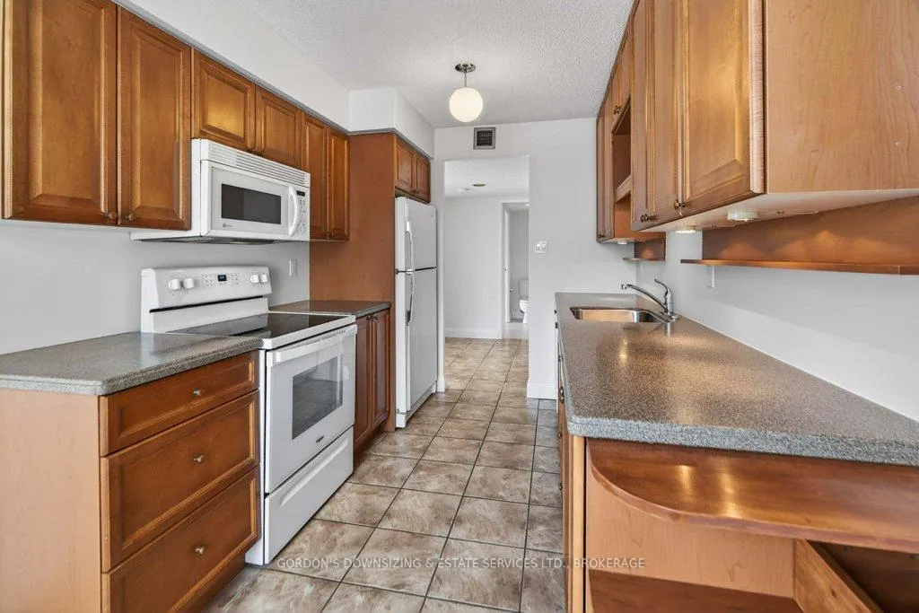 Photo 20 of Unit 407, 185 Ontario Street, Kingston, Central City East — HOMEH