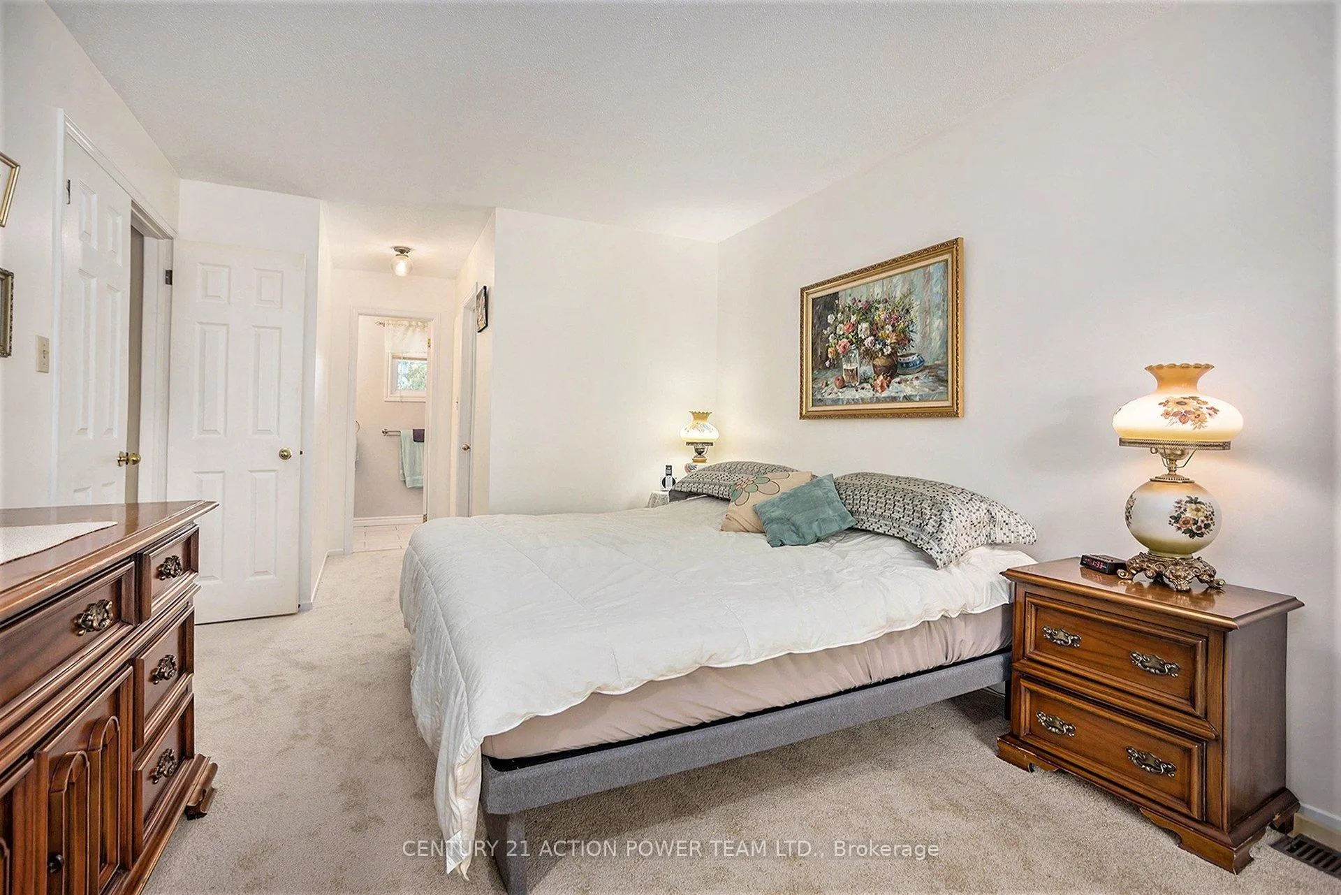Photo 21 of 1358 Turner Crescent, Ottawa, Bilberry Creek/Queenswood Heights — HOMEH