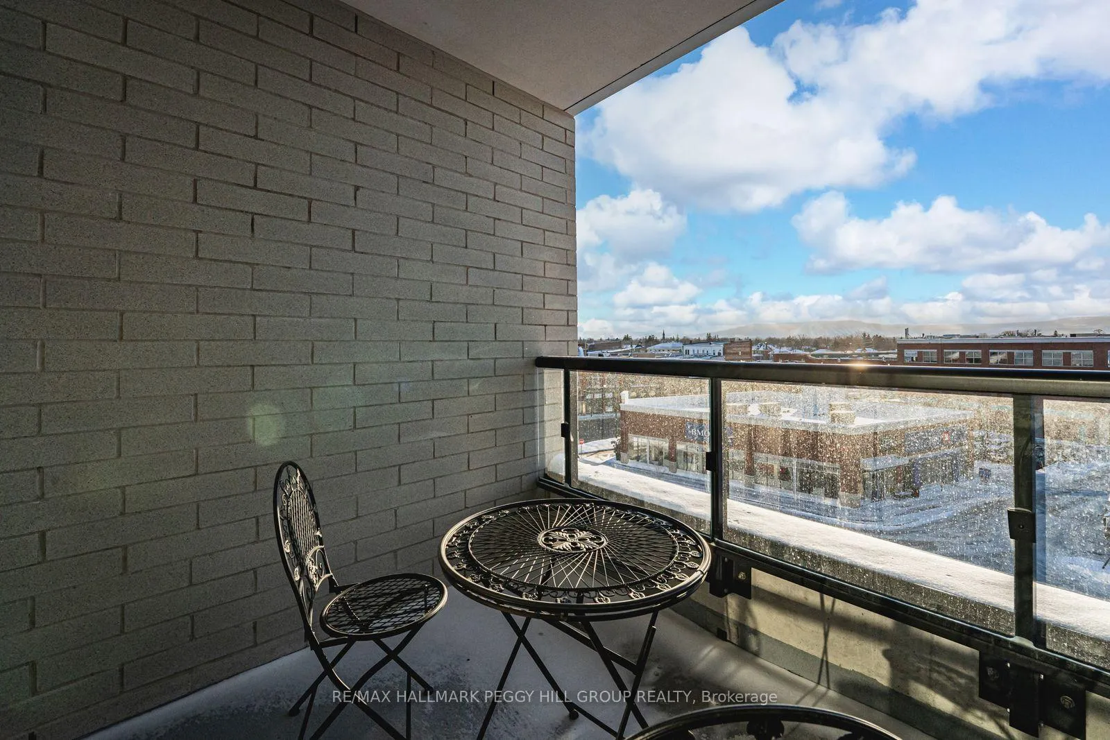 Photo 7 of Unit 421, 31 Huron Street, Collingwood — HOMEH