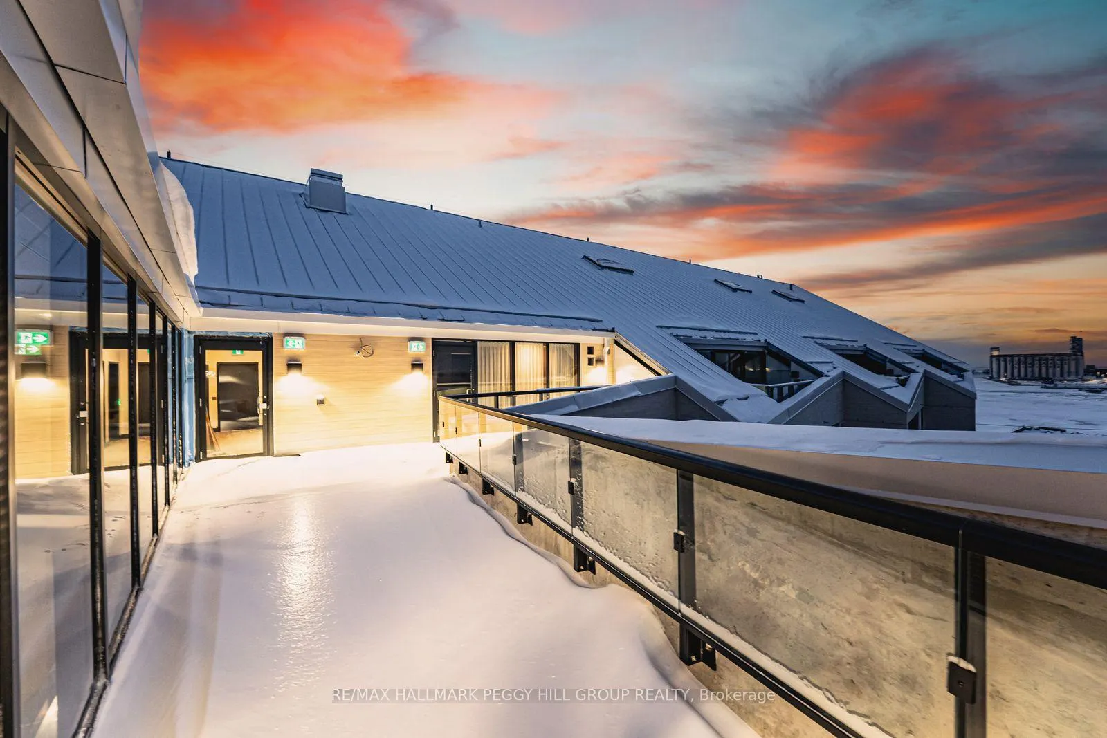 Photo 13 of Unit 421, 31 Huron Street, Collingwood — HOMEH