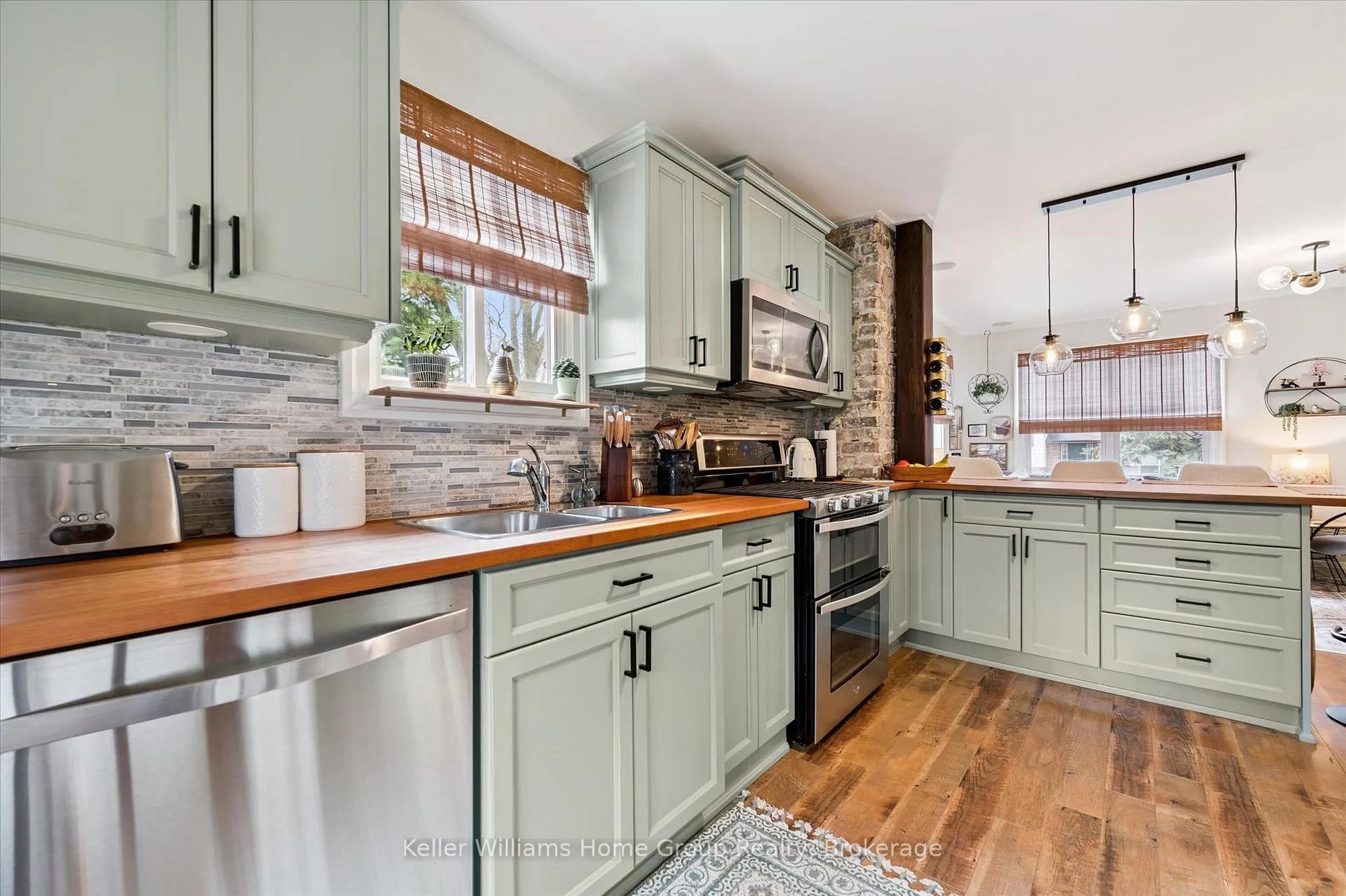 Photo 15 of 69 Irvine Street, Centre Wellington, Elora/Salem — HOMEH