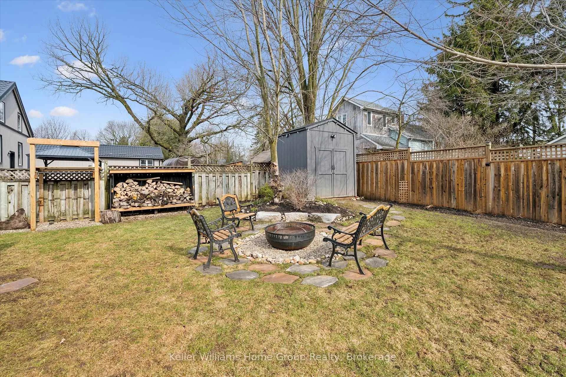Photo 39 of 69 Irvine Street, Centre Wellington, Elora/Salem — HOMEH