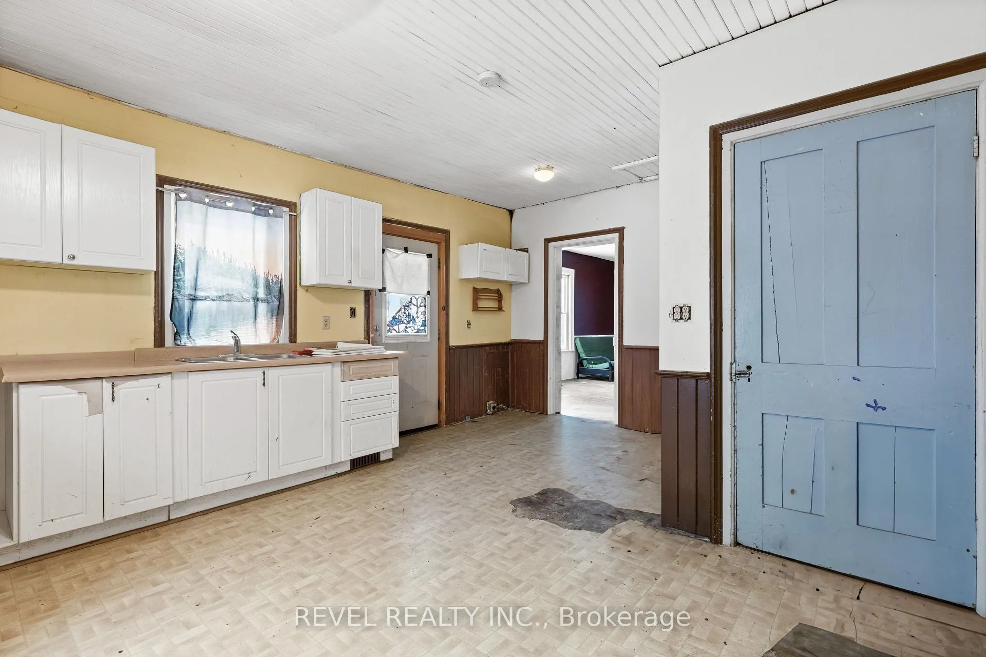 Photo 12 of 439 Metcalf Street, Tweed, Tweed (Village) — HOMEH