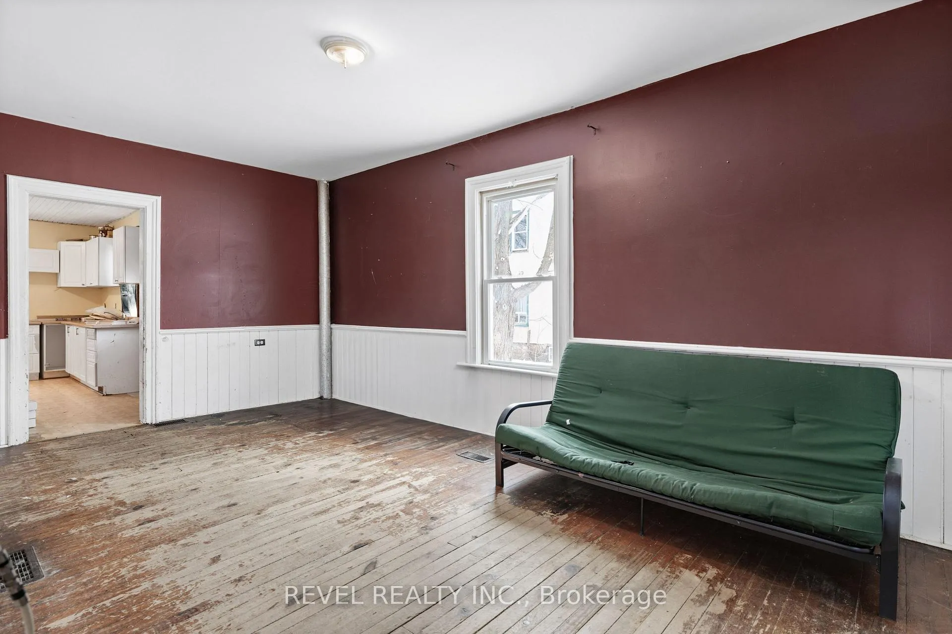 Photo 15 of 439 Metcalf Street, Tweed, Tweed (Village) — HOMEH