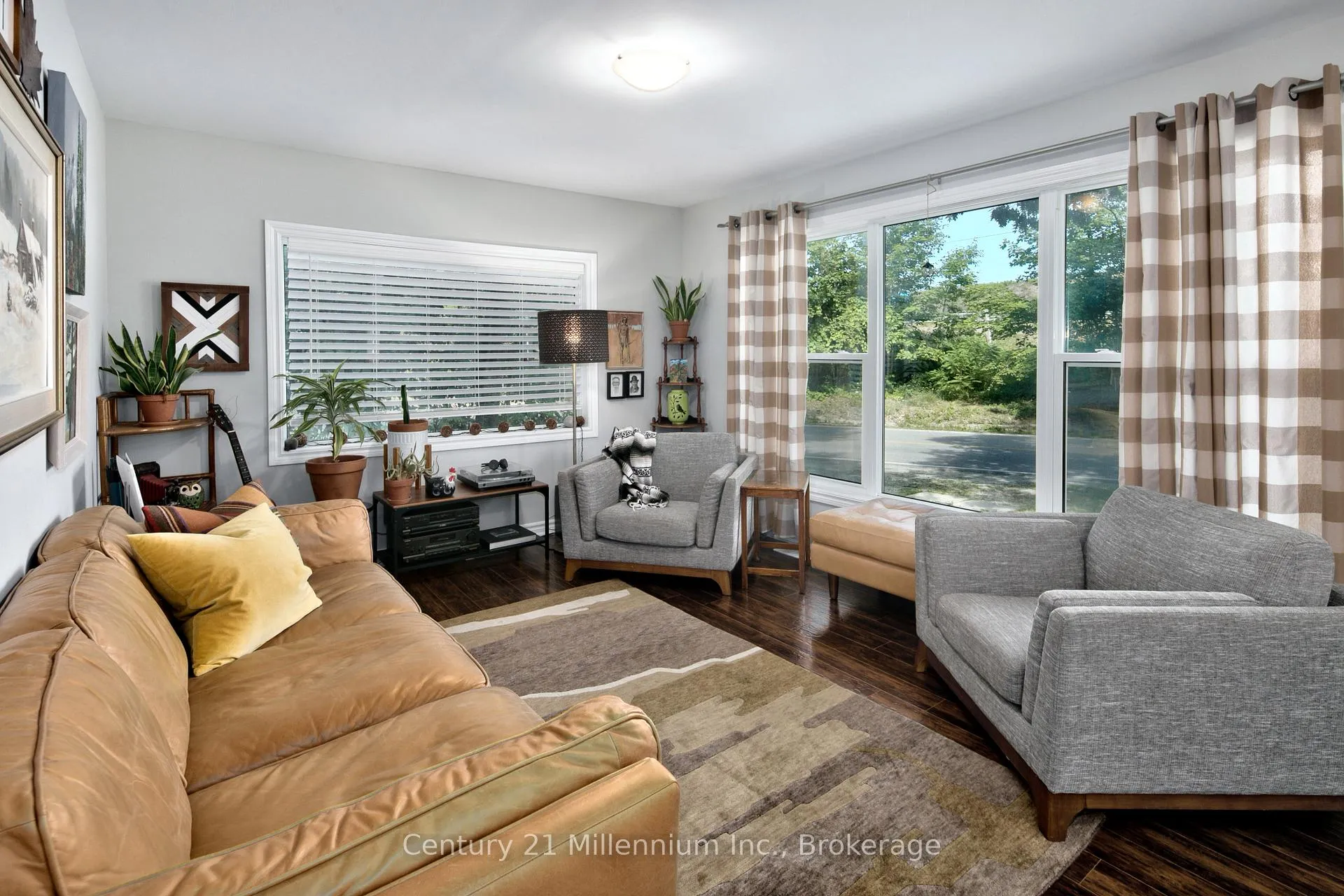 Photo 7 of 5 Bells Park Road, Wasaga Beach — HOMEH