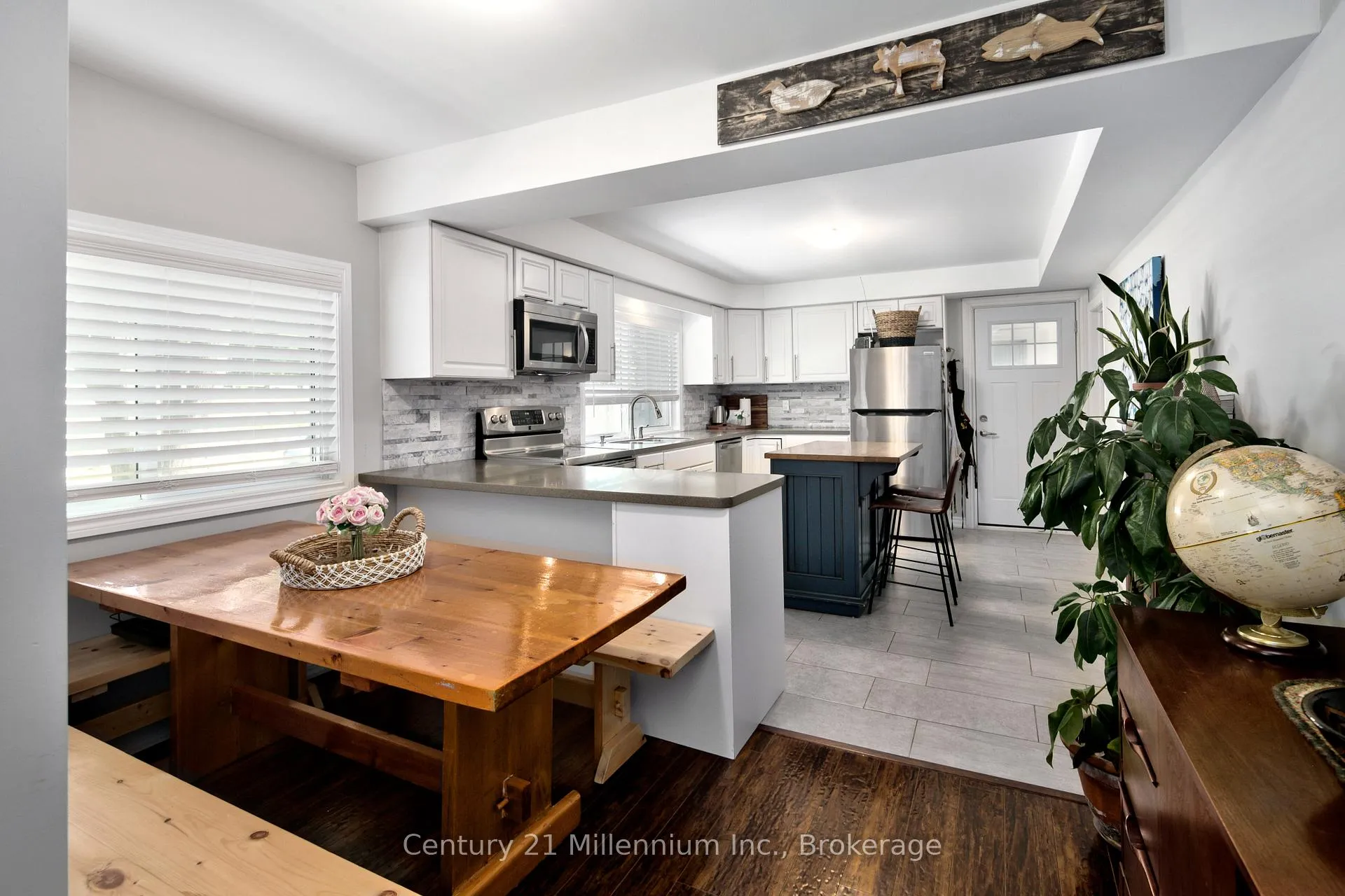 Photo 10 of 5 Bells Park Road, Wasaga Beach — HOMEH