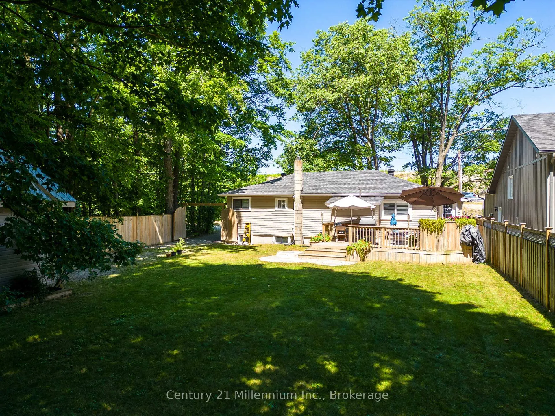 Photo 22 of 5 Bells Park Road, Wasaga Beach — HOMEH