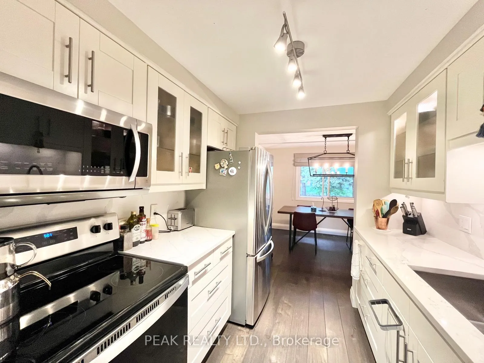 Photo 8 of Unit 8, 279 Sandowne Drive, Waterloo — HOMEH