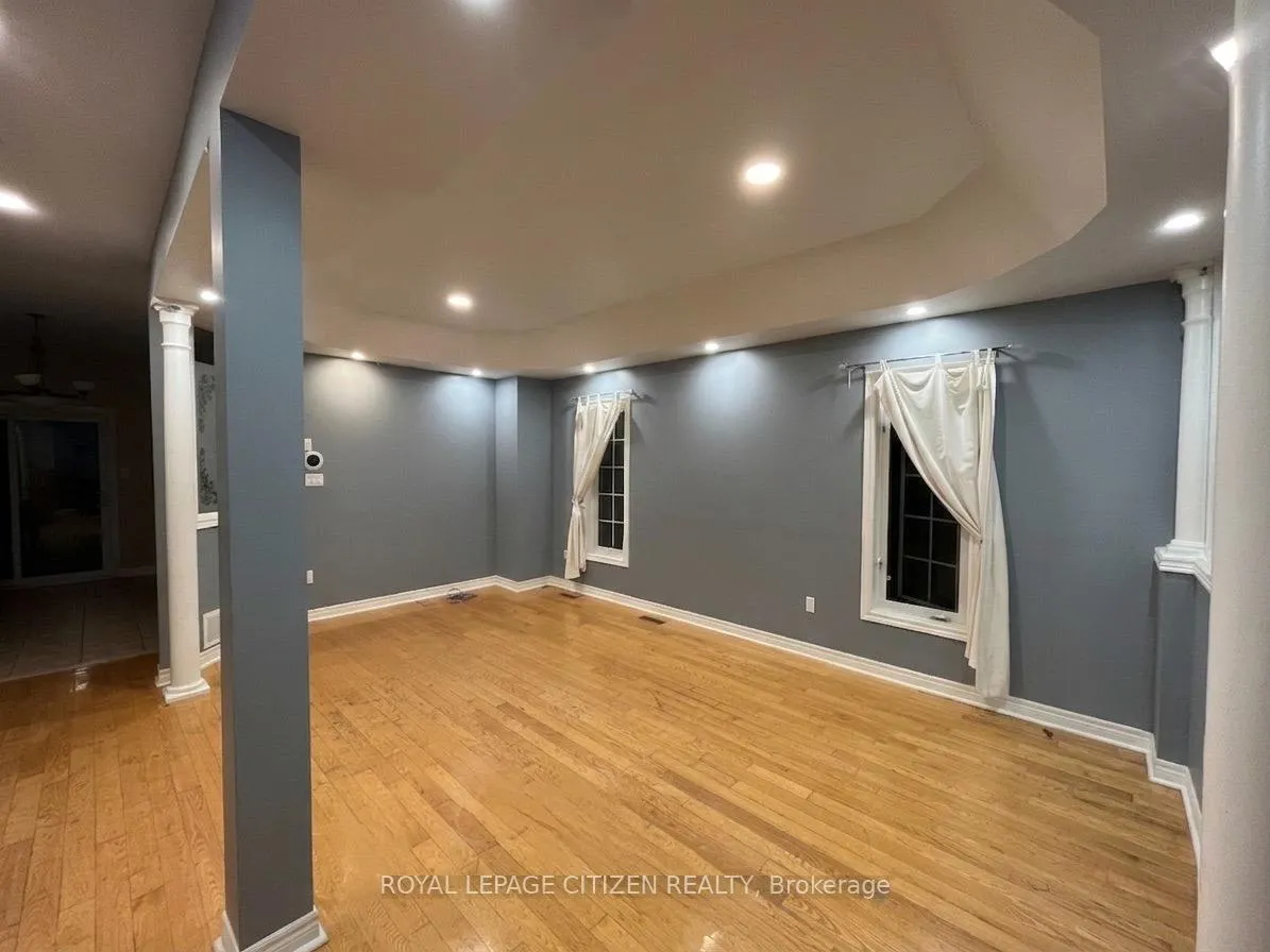 Photo 6 of 97 Chartway Boulevard, Scarborough, Highland Creek — HOMEH