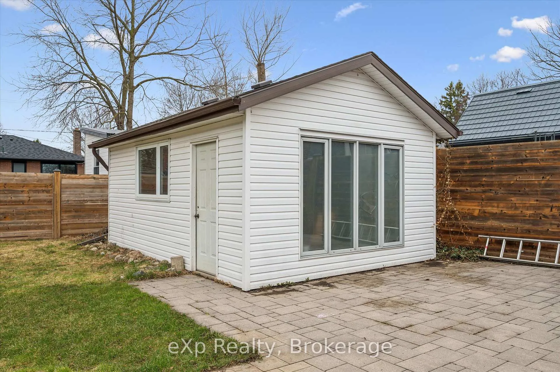 Photo 36 of 14 Lincoln Crescent, Guelph, St. George's — HOMEH