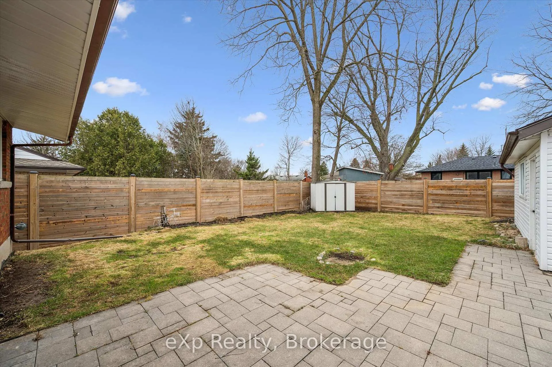 Photo 38 of 14 Lincoln Crescent, Guelph, St. George's — HOMEH