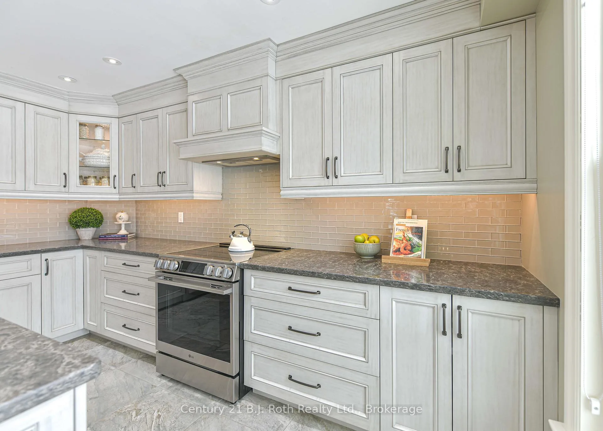 Photo 24 of 3255 10 Line N, Oro-Medonte, Rural Oro-Medonte — HOMEH