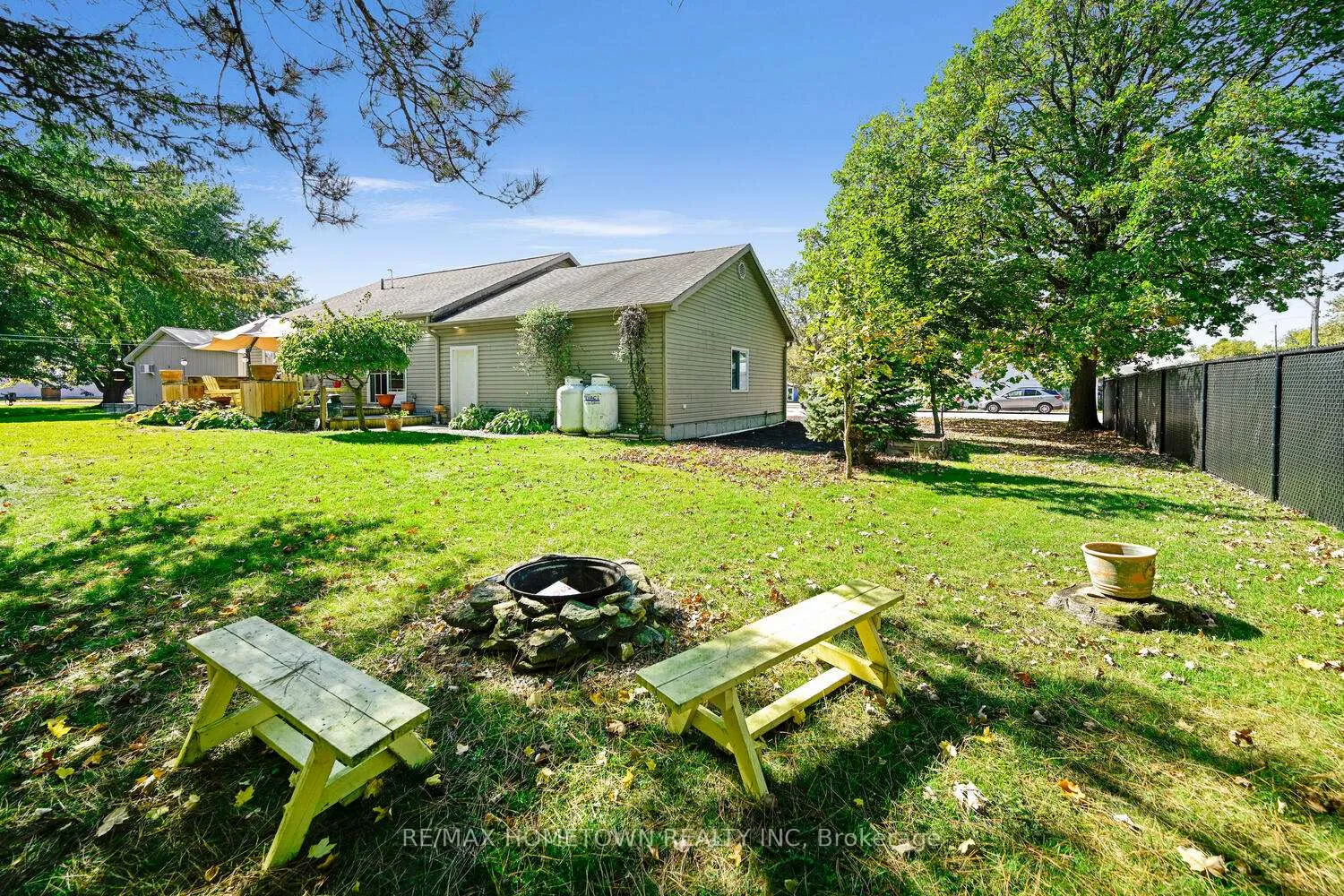 Photo 22 of 8121 Main Street, Augusta, Augusta Twp — HOMEH