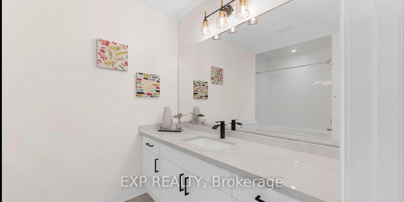 Photo 3 of 3307 Thunderbird Promenade, Pickering, Rural Pickering — HOMEH