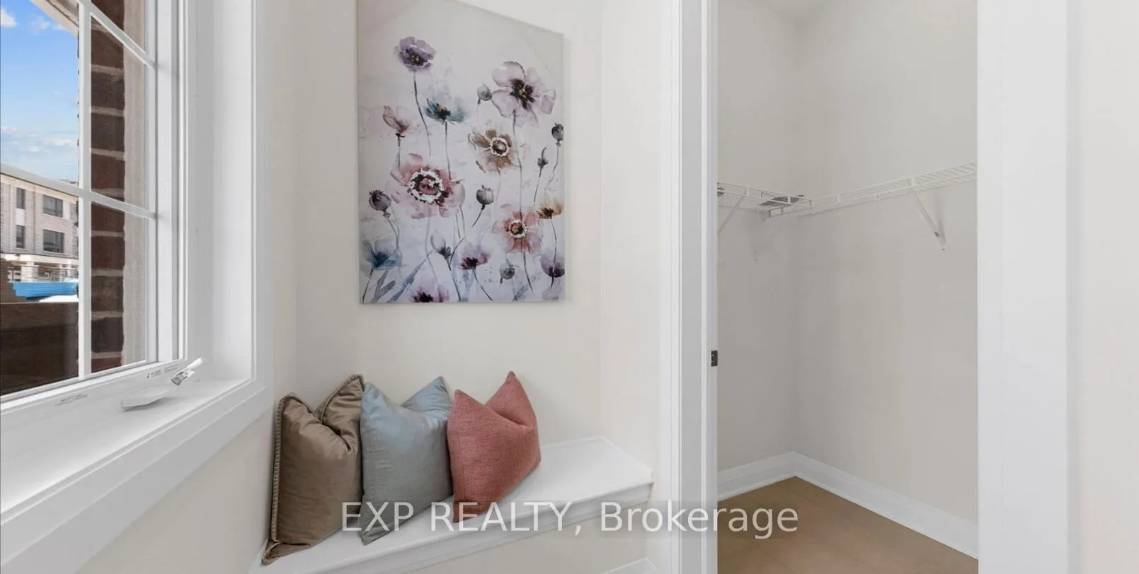 Photo 11 of 3307 Thunderbird Promenade, Pickering, Rural Pickering — HOMEH