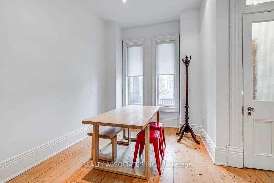 Photo 3 of 23 Afton Avenue, Toronto, Little Portugal — HOMEH