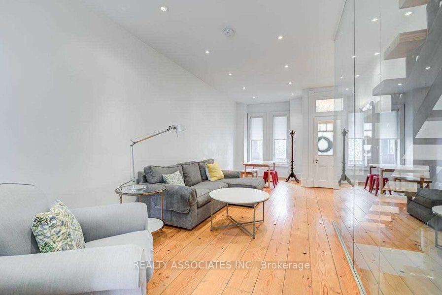 Photo 10 of 23 Afton Avenue, Toronto, Little Portugal — HOMEH