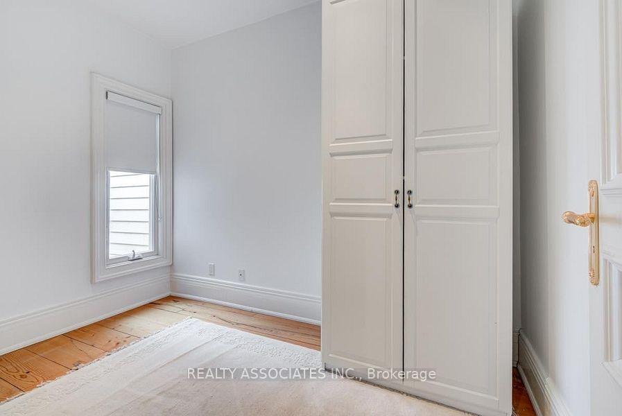 Photo 13 of 23 Afton Avenue, Toronto, Little Portugal — HOMEH