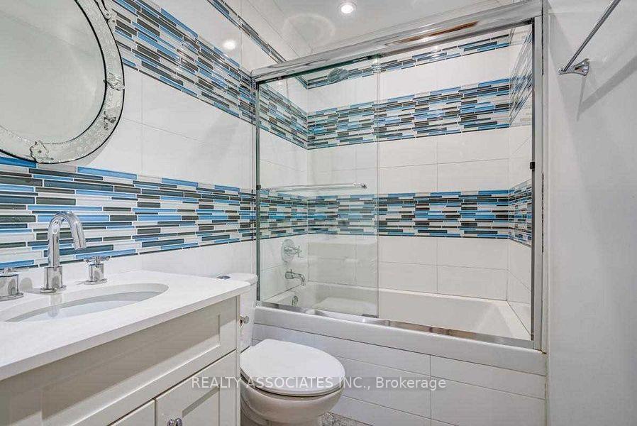 Photo 16 of 23 Afton Avenue, Toronto, Little Portugal — HOMEH
