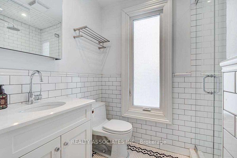 Photo 19 of 23 Afton Avenue, Toronto, Little Portugal — HOMEH