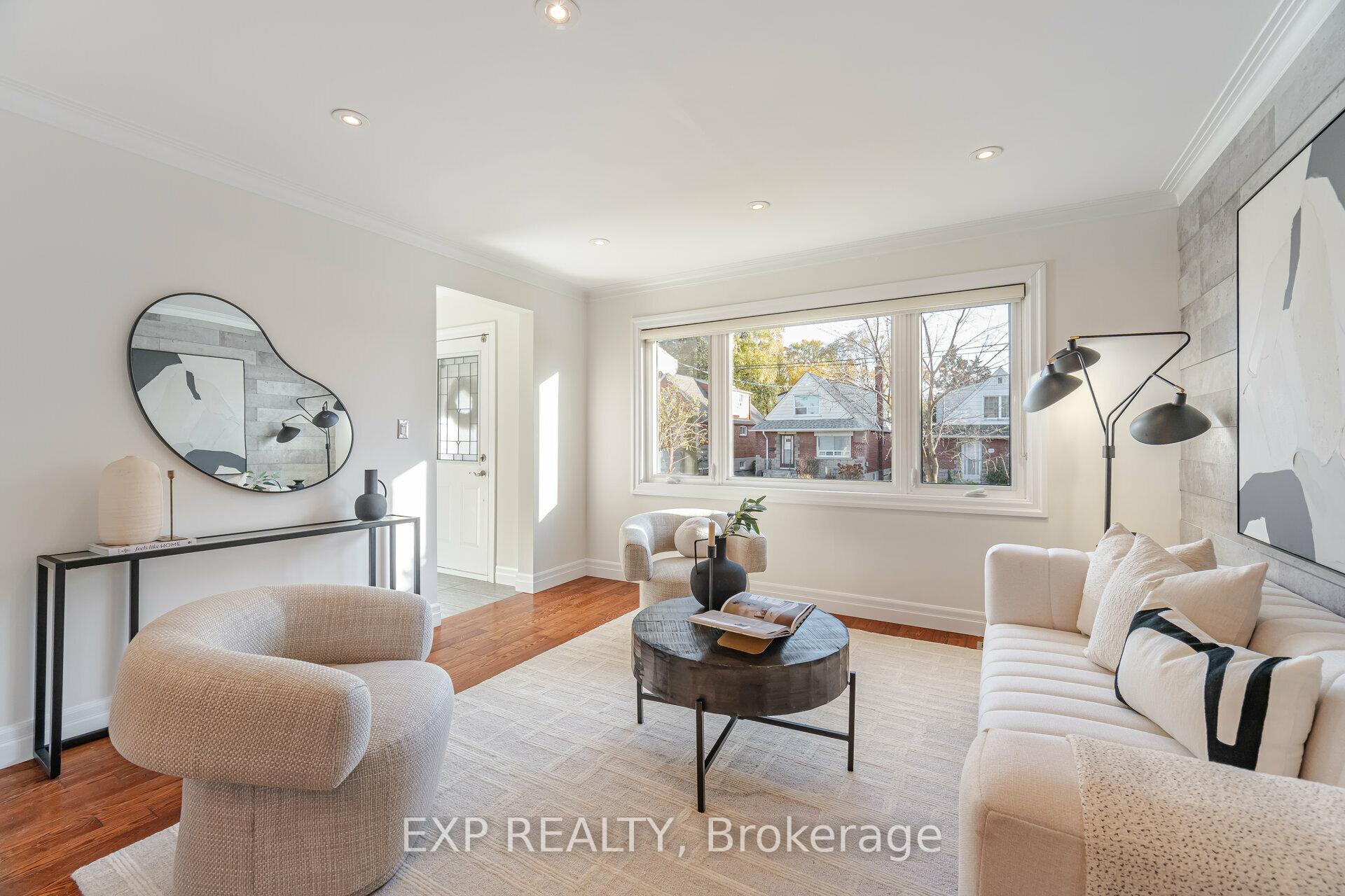 Photo 2 of 118 Glencrest Boulevard, Toronto, O'Connor-Parkview — HOMEH