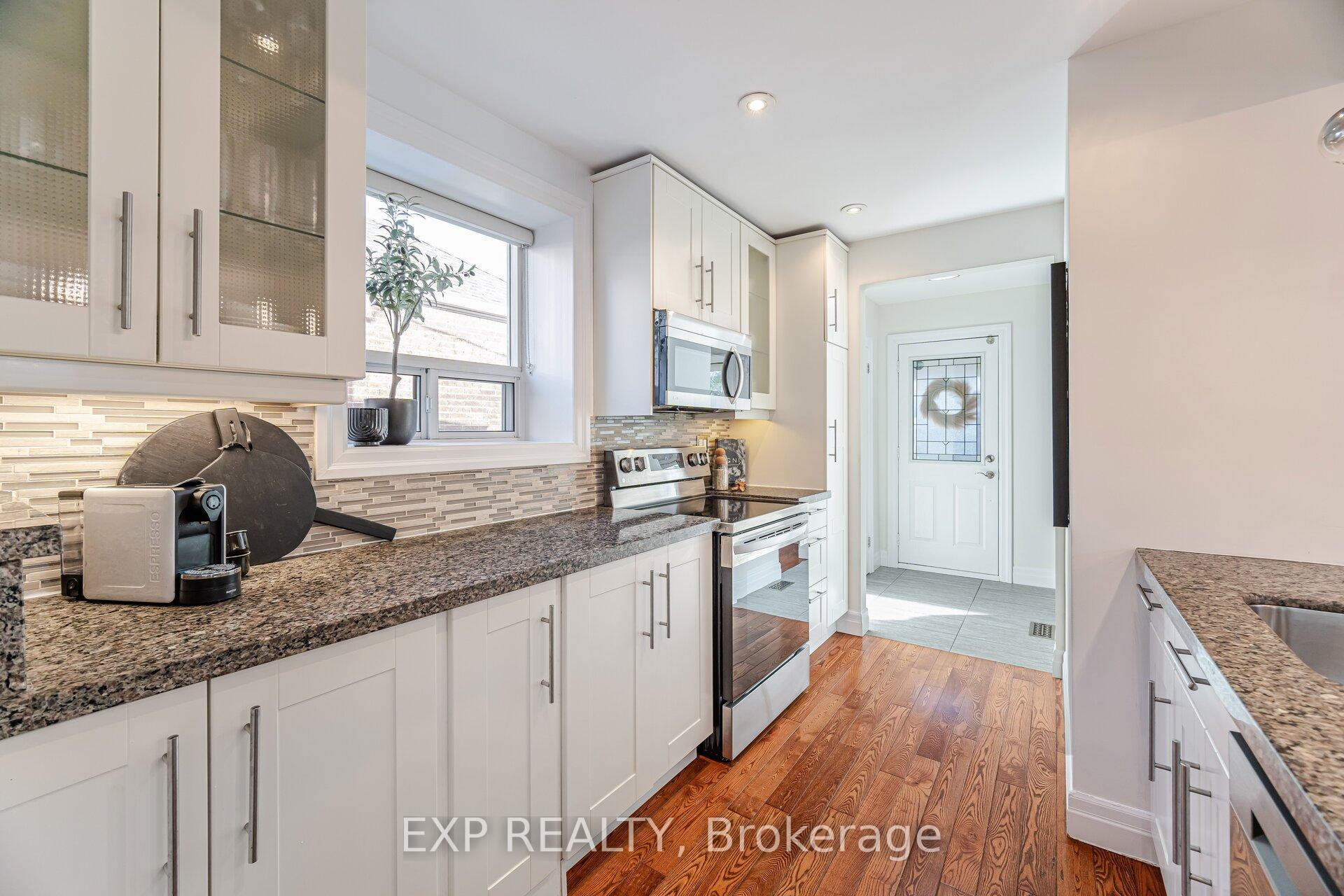 Photo 9 of 118 Glencrest Boulevard, Toronto, O'Connor-Parkview — HOMEH