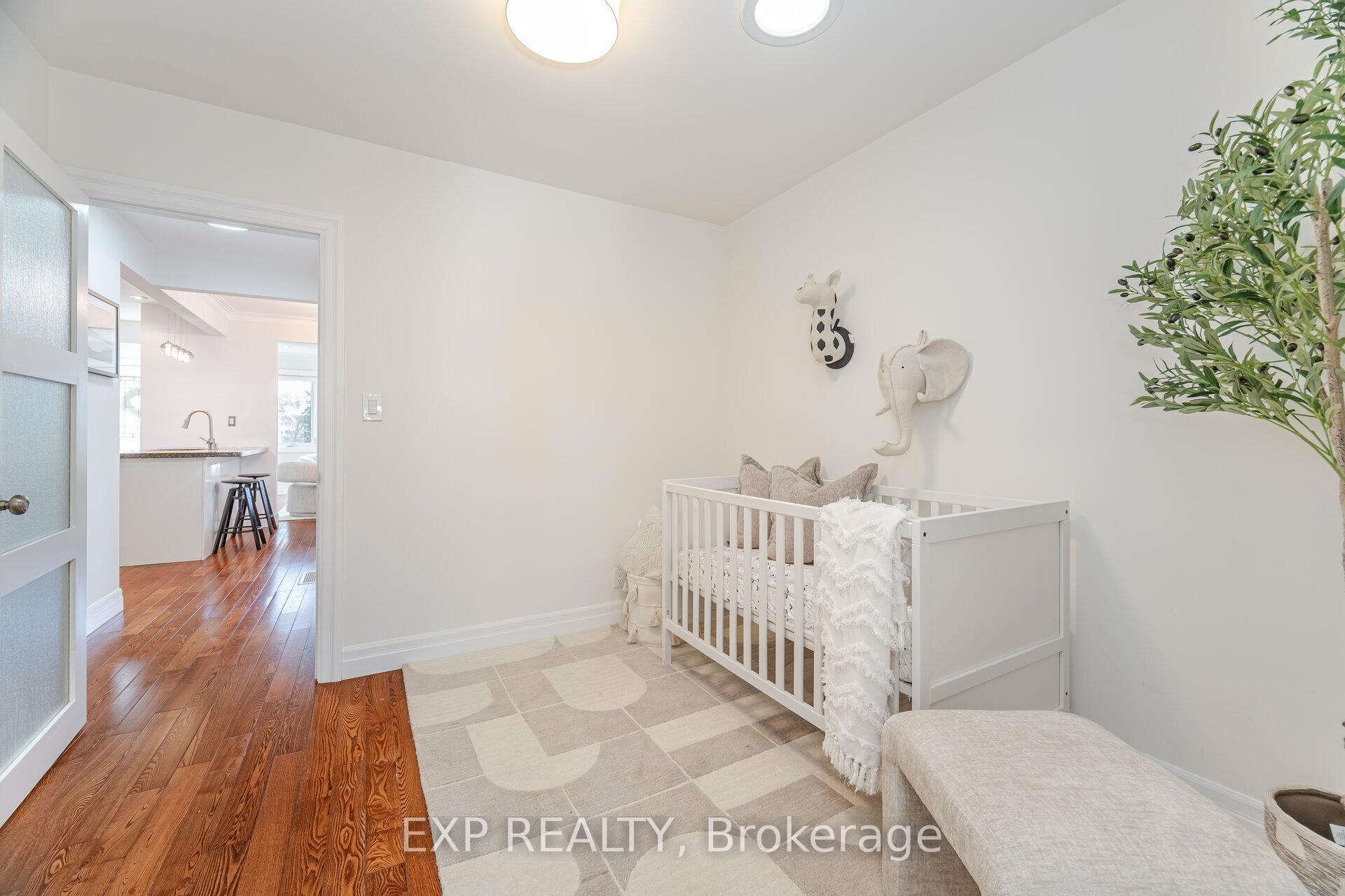 Photo 16 of 118 Glencrest Boulevard, Toronto, O'Connor-Parkview — HOMEH