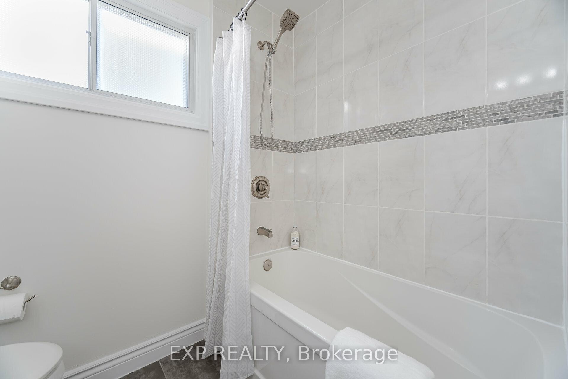 Photo 20 of 118 Glencrest Boulevard, Toronto, O'Connor-Parkview — HOMEH