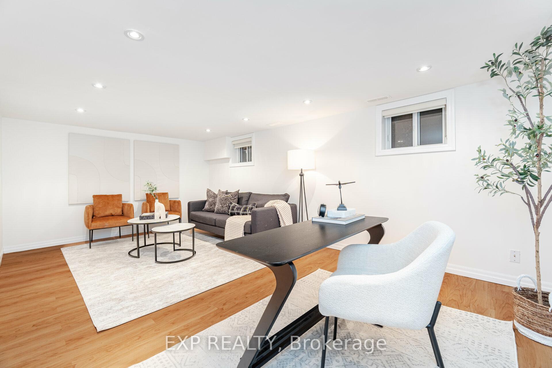 Photo 23 of 118 Glencrest Boulevard, Toronto, O'Connor-Parkview — HOMEH