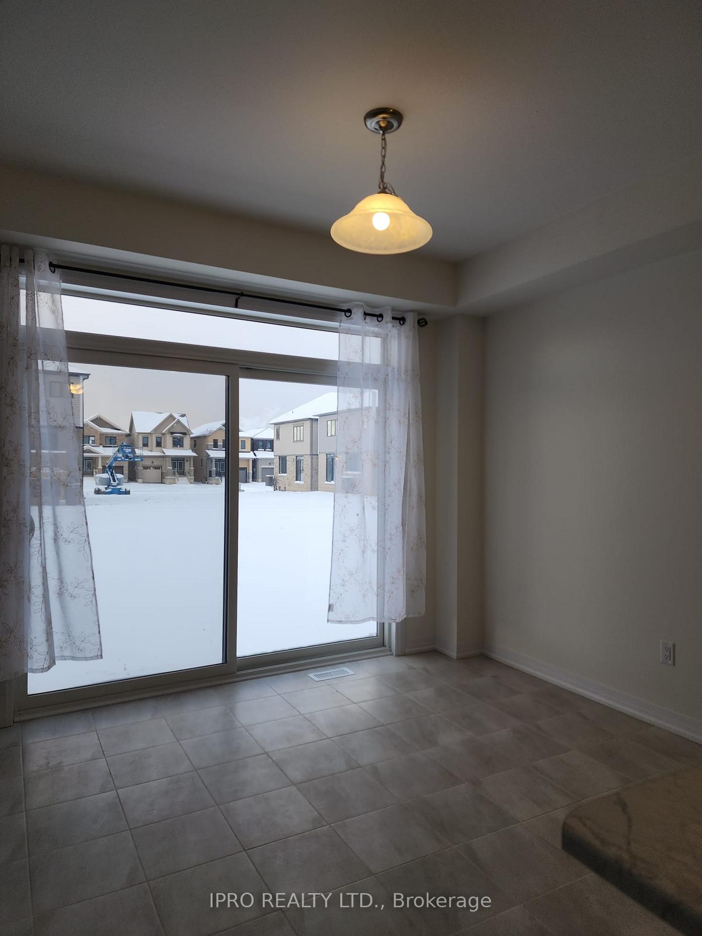 Photo 24 of 262 Velvet Way S, Thorold, Rolling Meadows — HOMEH