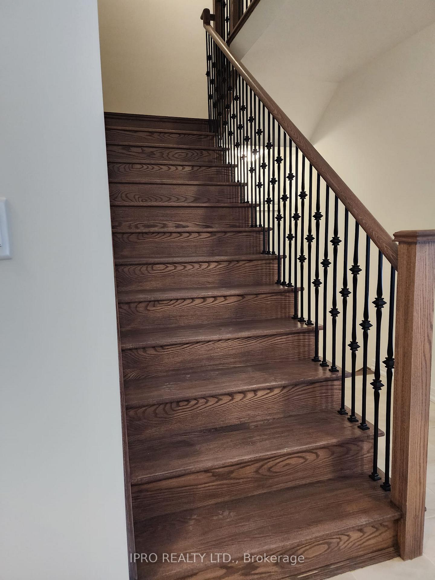 Photo 35 of 262 Velvet Way S, Thorold, Rolling Meadows — HOMEH