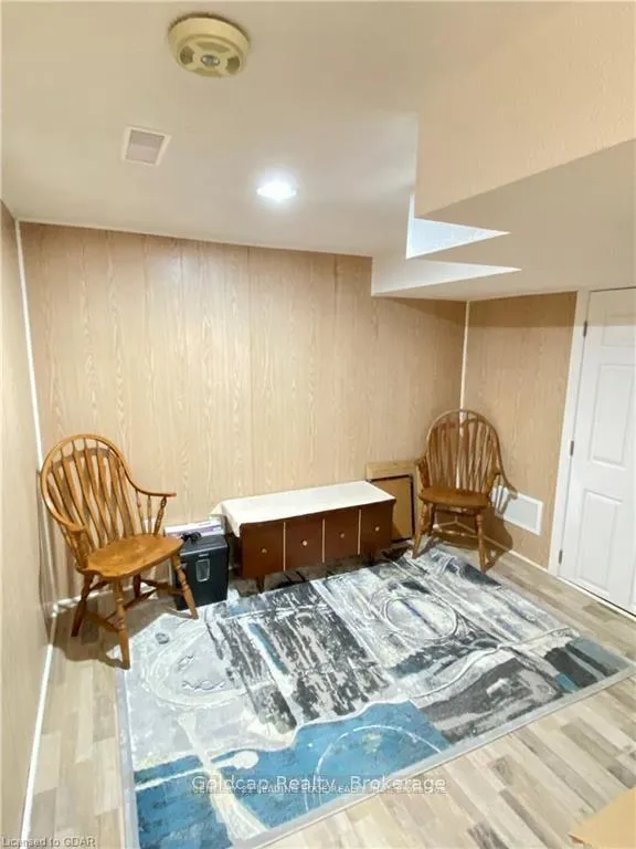 Photo 27 of Unit 13, 201 Silvercreek Parkway N, Guelph, Junction/Onward Willow — HOMEH