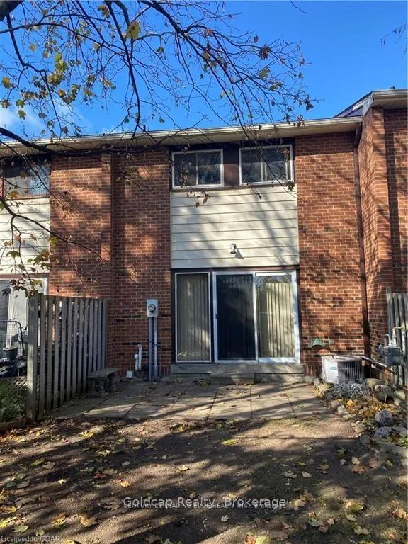 Photo 30 of Unit 13, 201 Silvercreek Parkway N, Guelph, Junction/Onward Willow — HOMEH