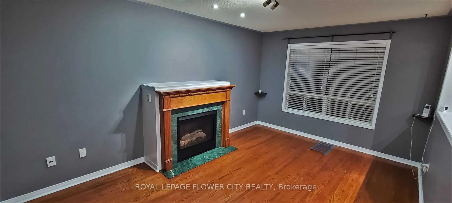 Photo 4 of 65 Sedgewick Circle, Brampton, Fletcher's Meadow — HOMEH