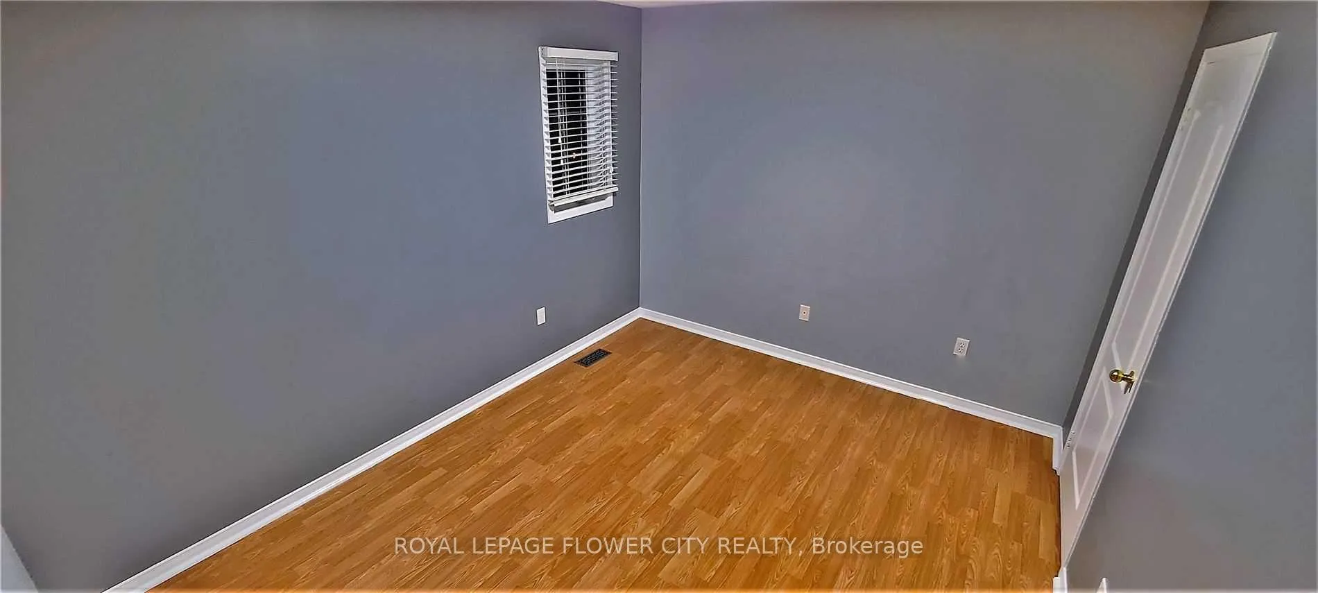 Photo 9 of 65 Sedgewick Circle, Brampton, Fletcher's Meadow — HOMEH