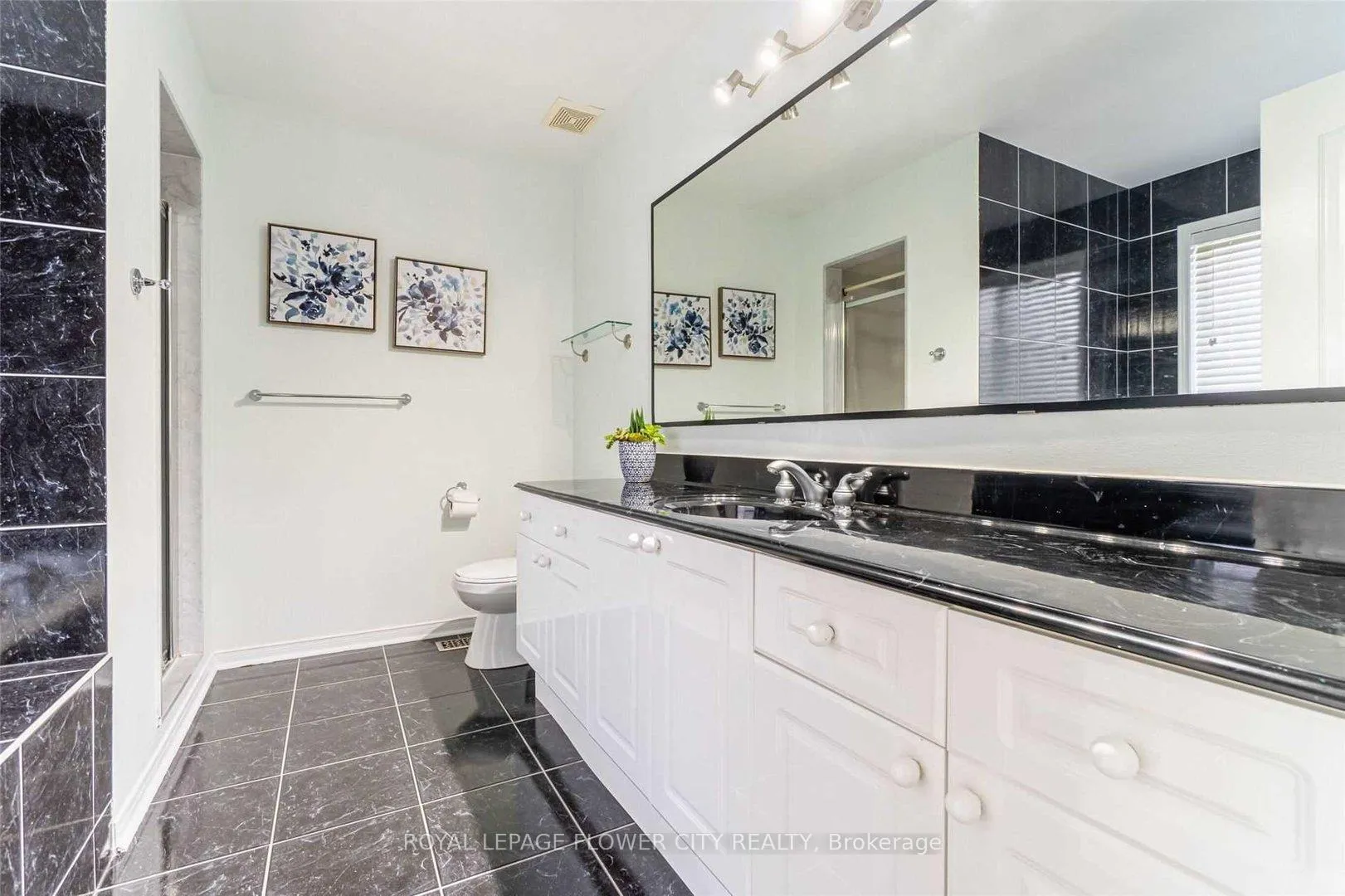 Photo 13 of 65 Sedgewick Circle, Brampton, Fletcher's Meadow — HOMEH