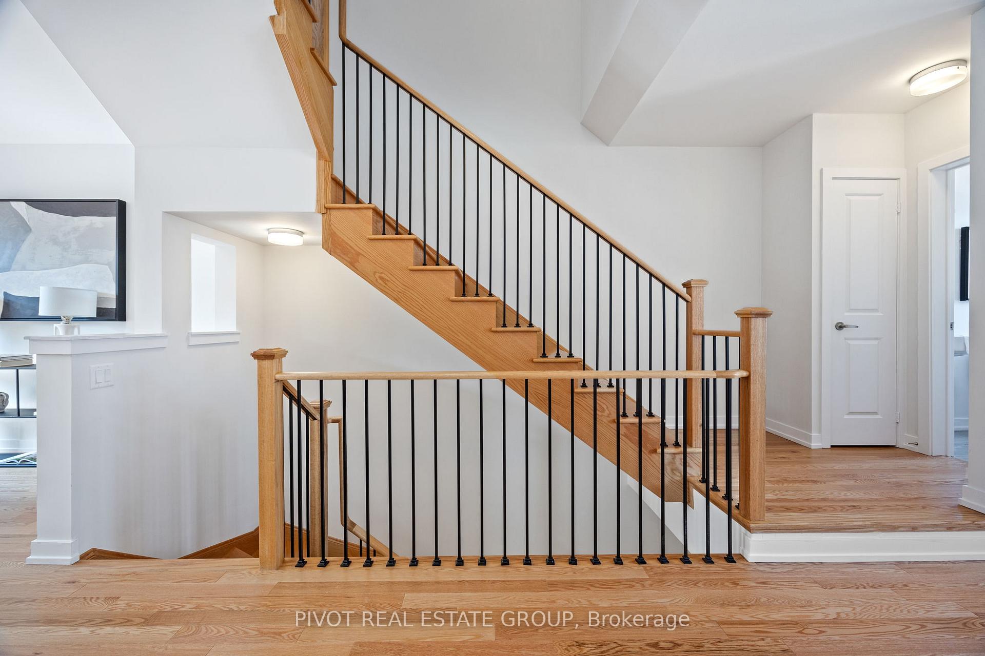 Photo 9 of 26 Danielle Moore Circle, Scarborough, Bendale — HOMEH
