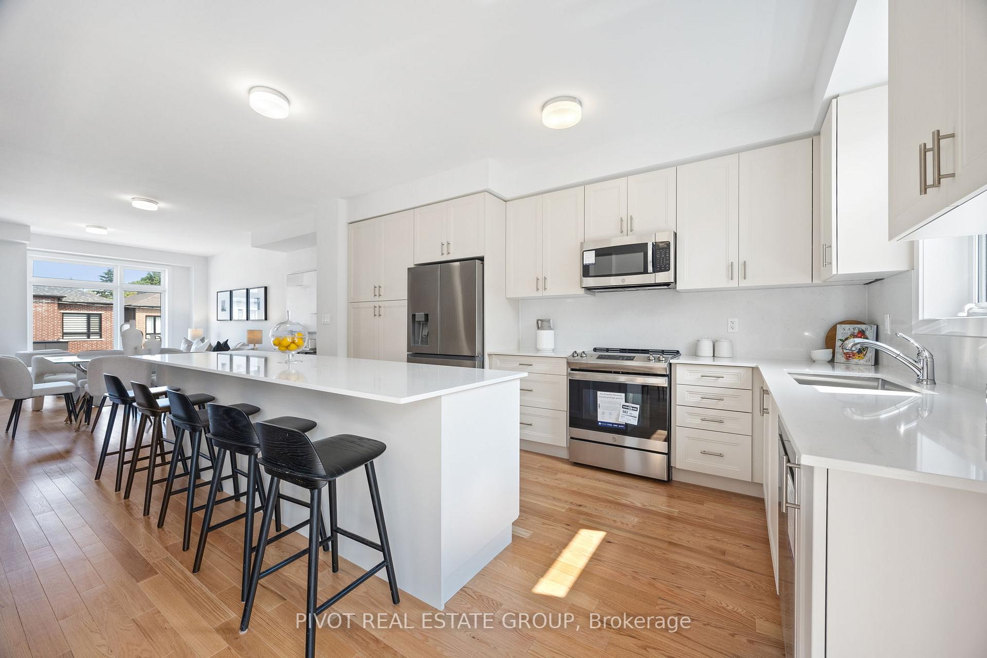 Photo 15 of 26 Danielle Moore Circle, Scarborough, Bendale — HOMEH