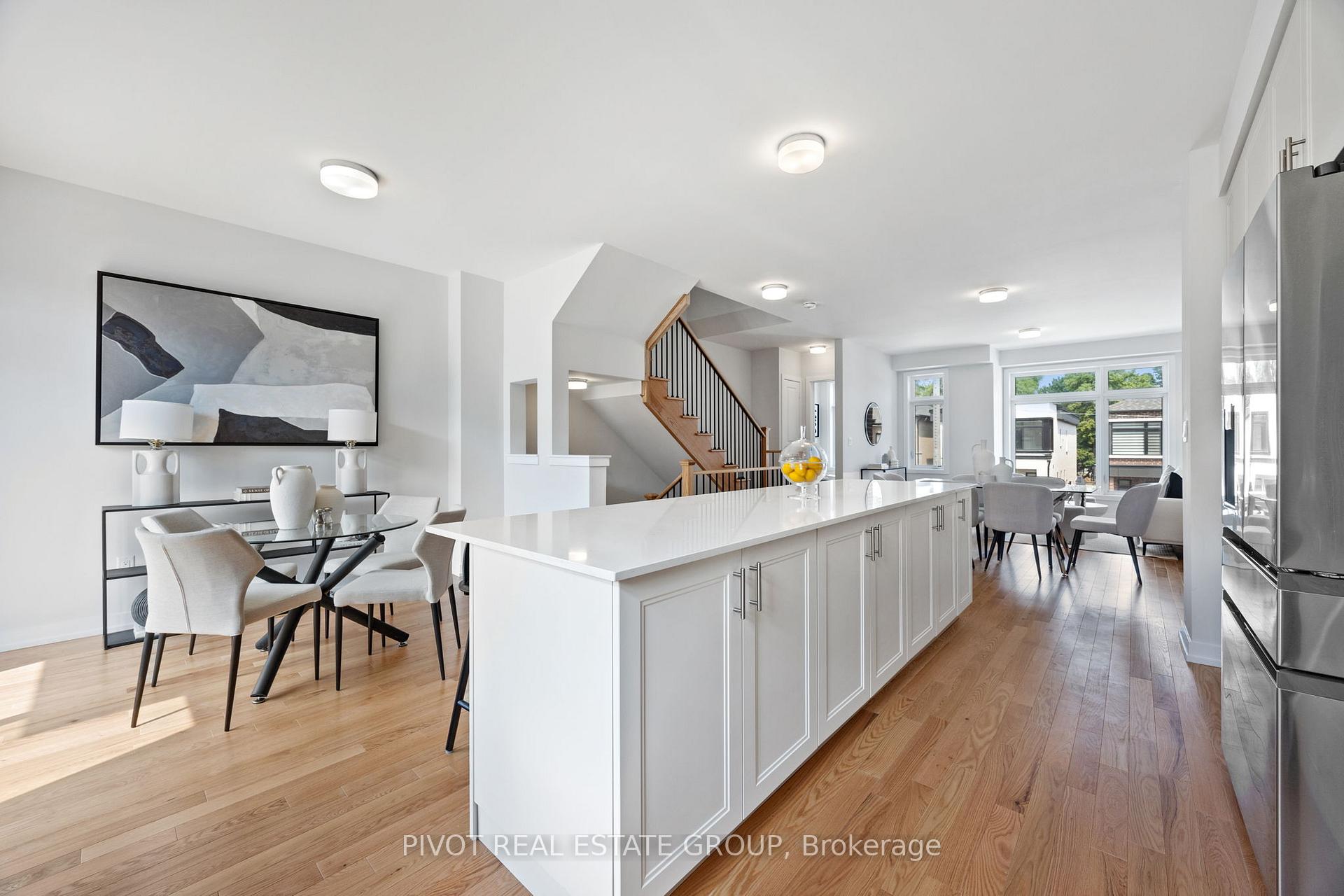 Photo 17 of 26 Danielle Moore Circle, Scarborough, Bendale — HOMEH