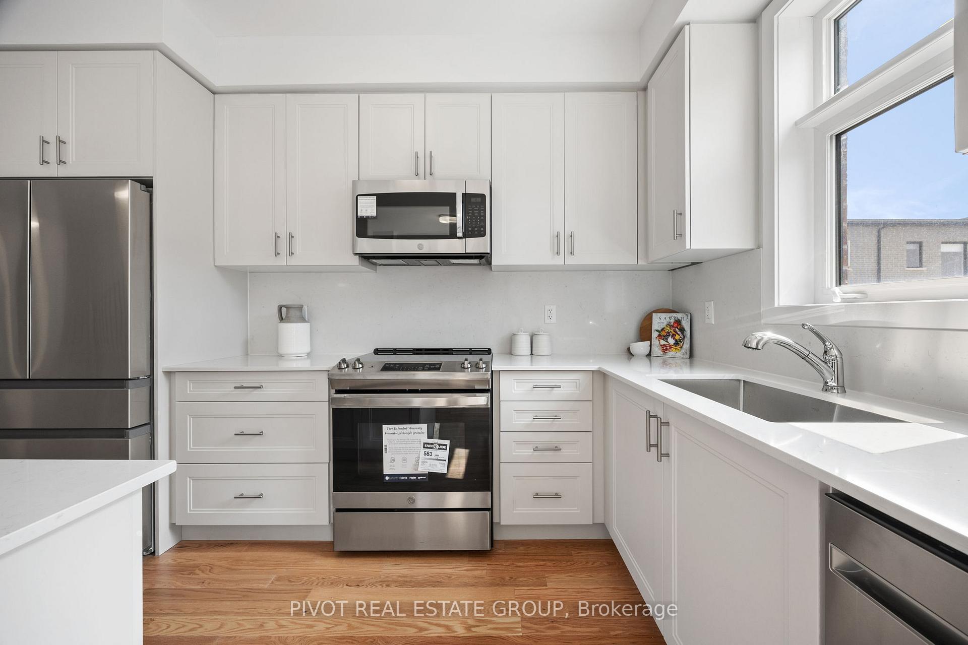 Photo 19 of 26 Danielle Moore Circle, Scarborough, Bendale — HOMEH
