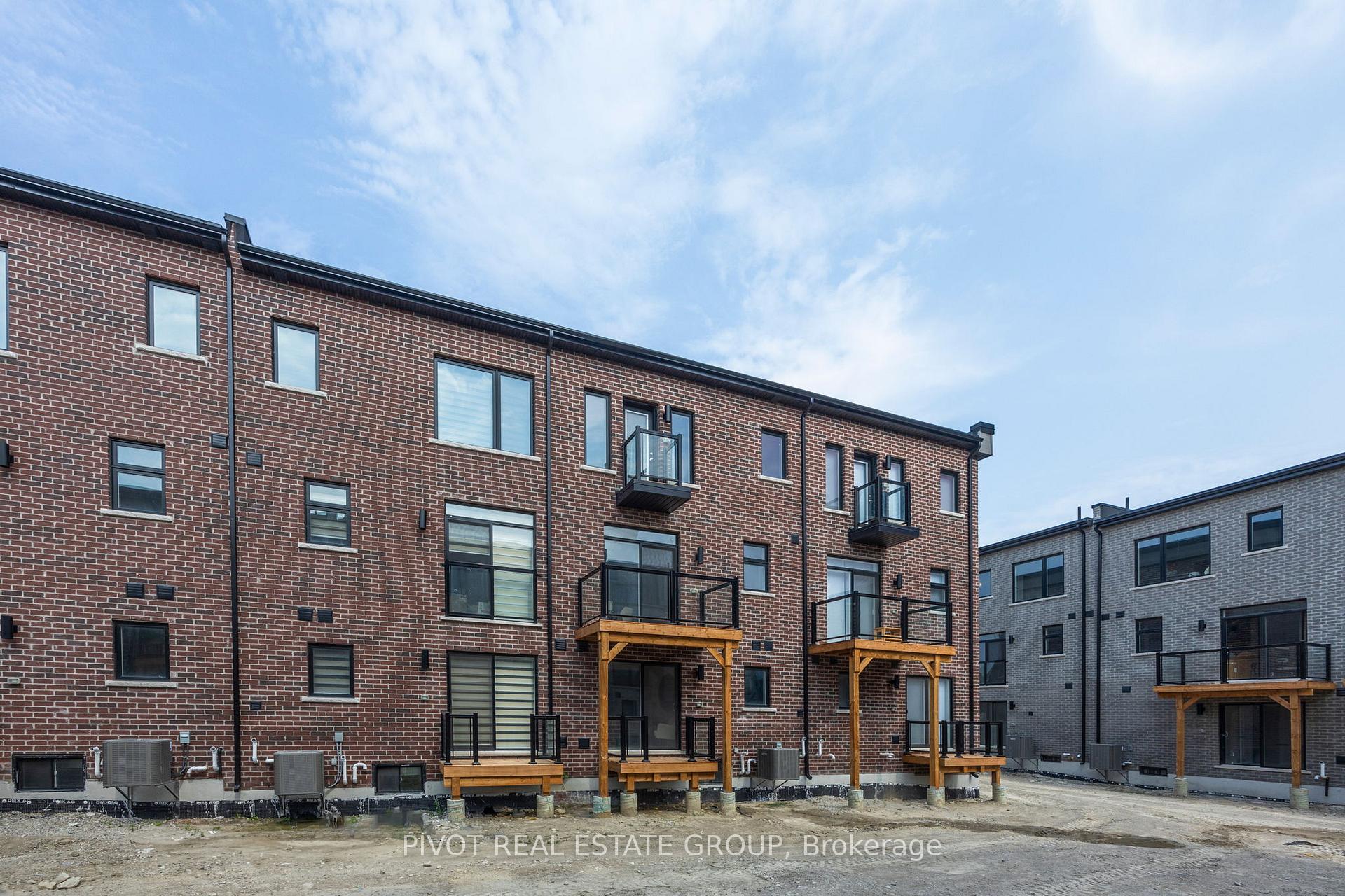 Photo 48 of 26 Danielle Moore Circle, Scarborough, Bendale — HOMEH
