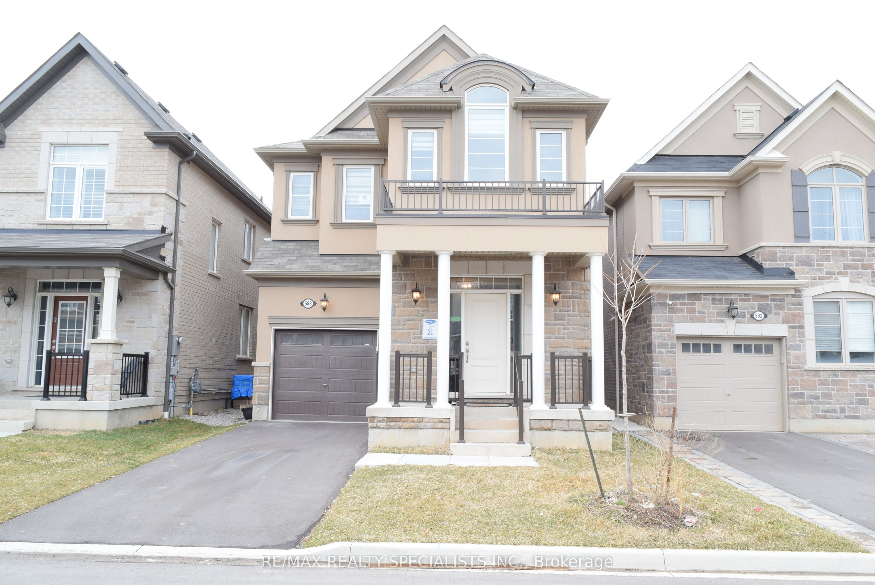 Photo 2 of 588 Juneberry Court, Milton, Cobban — HOMEH