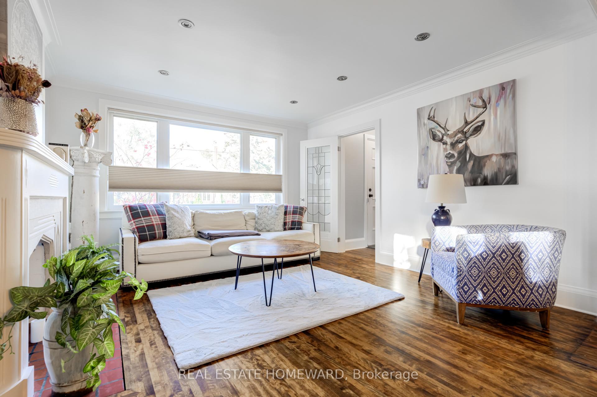 Photo 3 of 9 O'connor Drive, Toronto, Broadview North — HOMEH