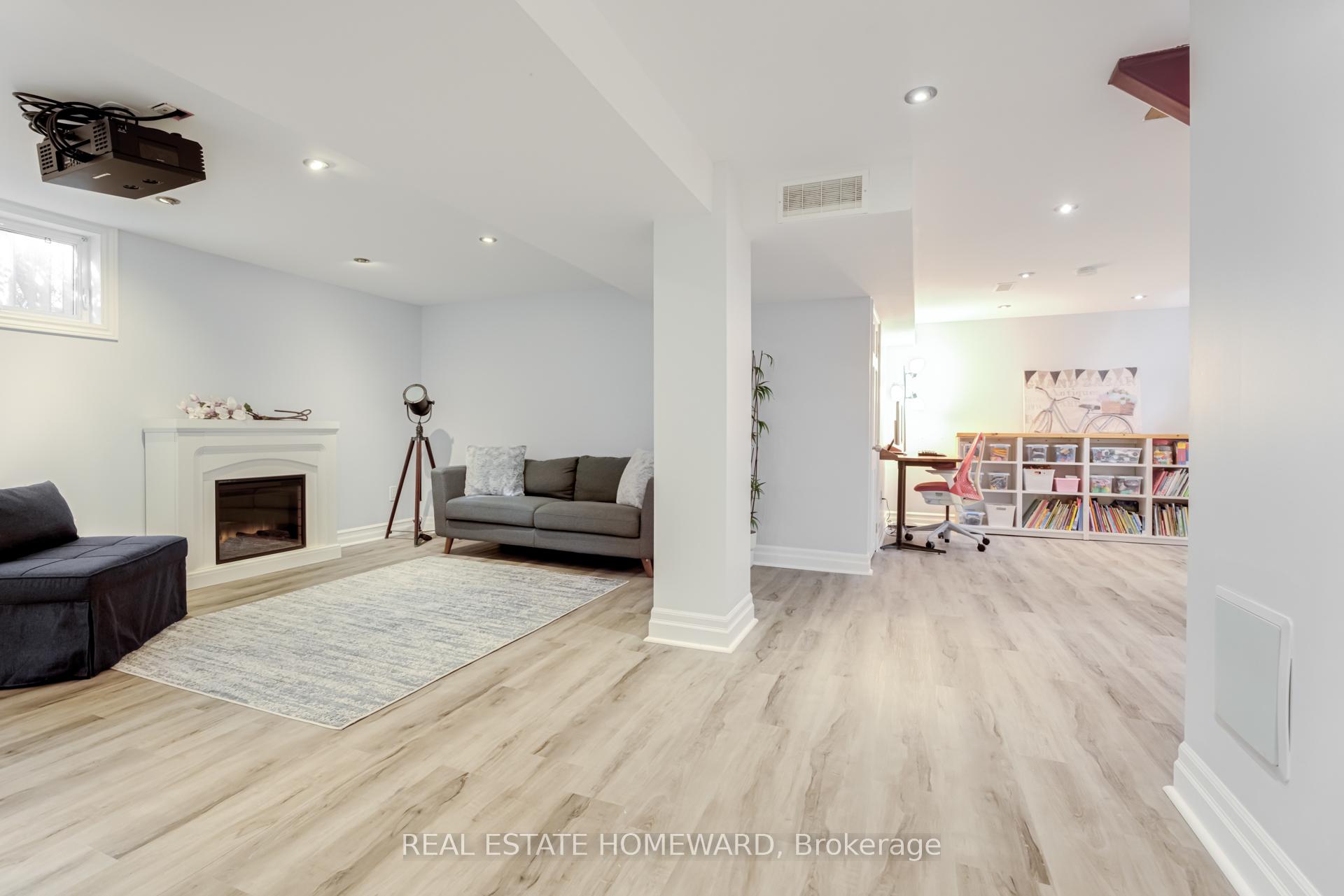 Photo 28 of 9 O'connor Drive, Toronto, Broadview North — HOMEH
